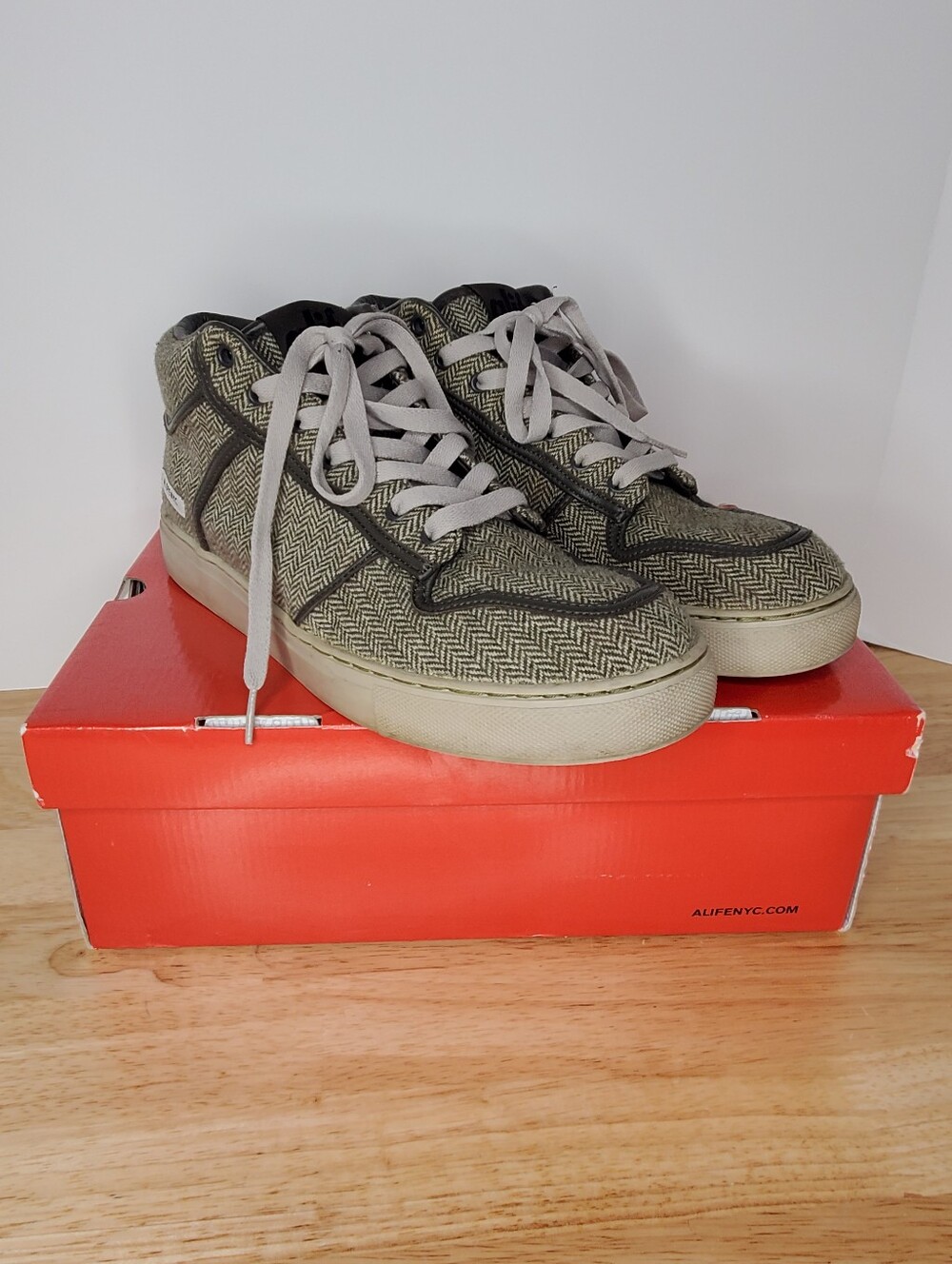 Alife Everybody Mid Luxe Tweed Green Sneakers Mens Size 10